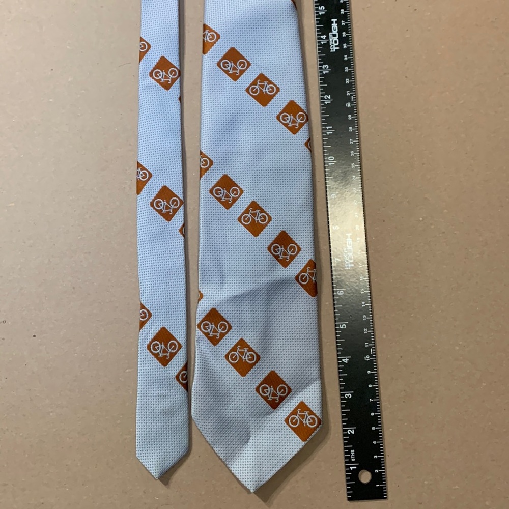 Vintage Marquis de Margni Blue Bicycle Tie